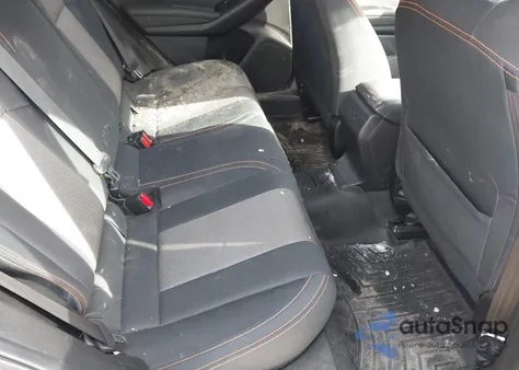 2021 Subaru Crosstrek Premium z USA, uszkodzony, nr VIN JF2GTAPC5M8320211